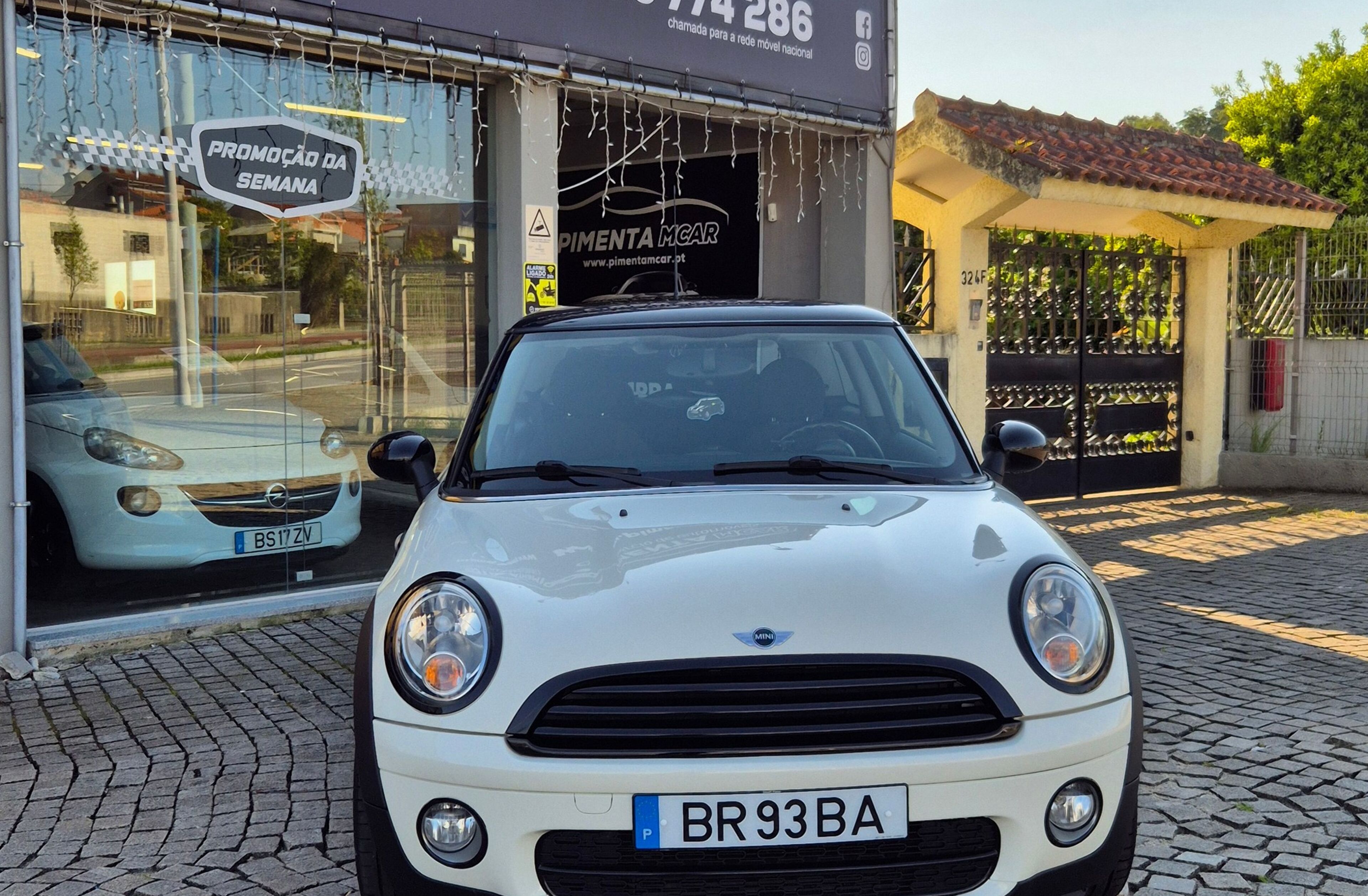 MINI Mini D
