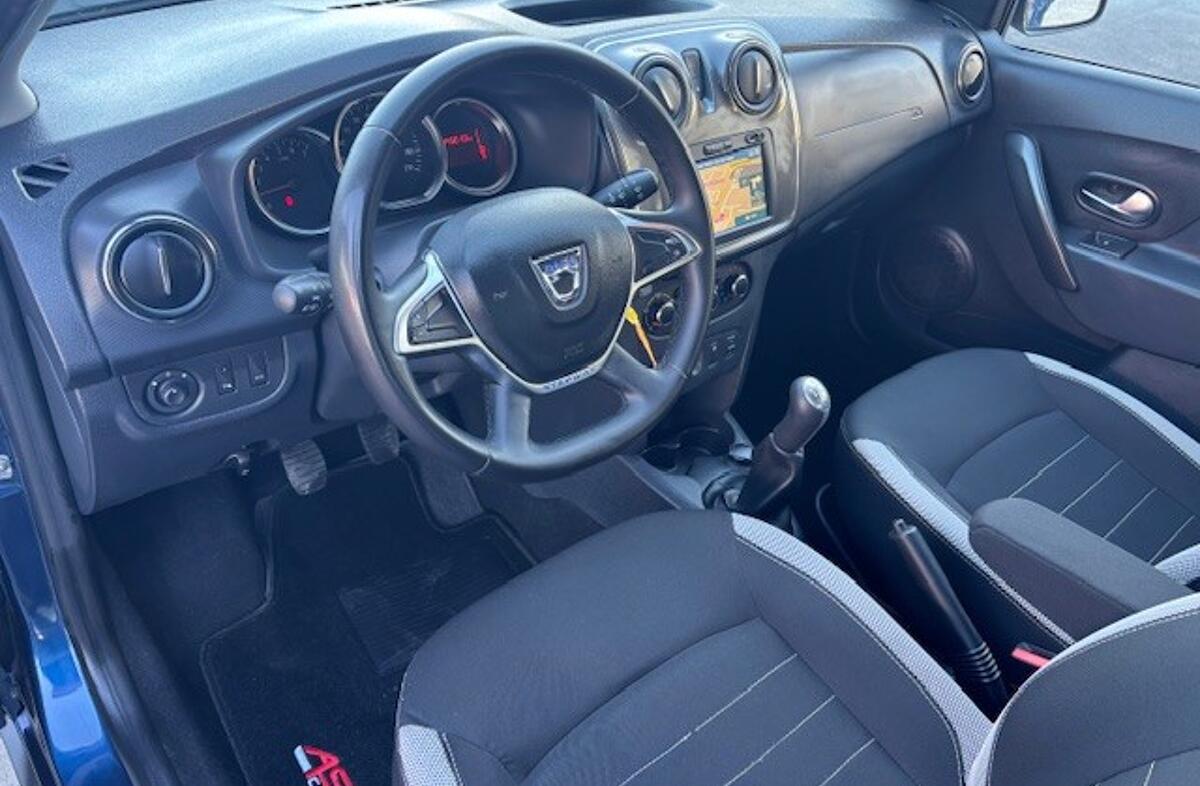 DACIA Logan MCV 0.9 TCe Stepway