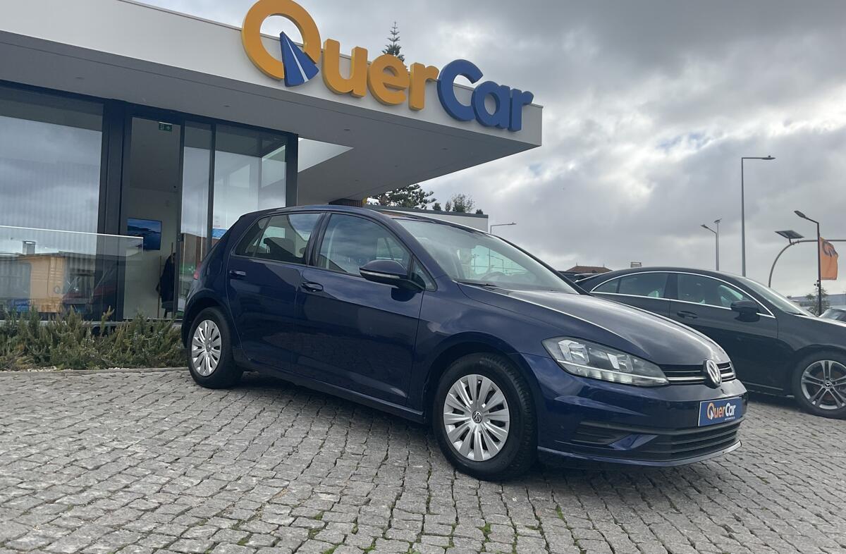 VOLKSWAGEN Golf 1.0 TSI Trendline Pack