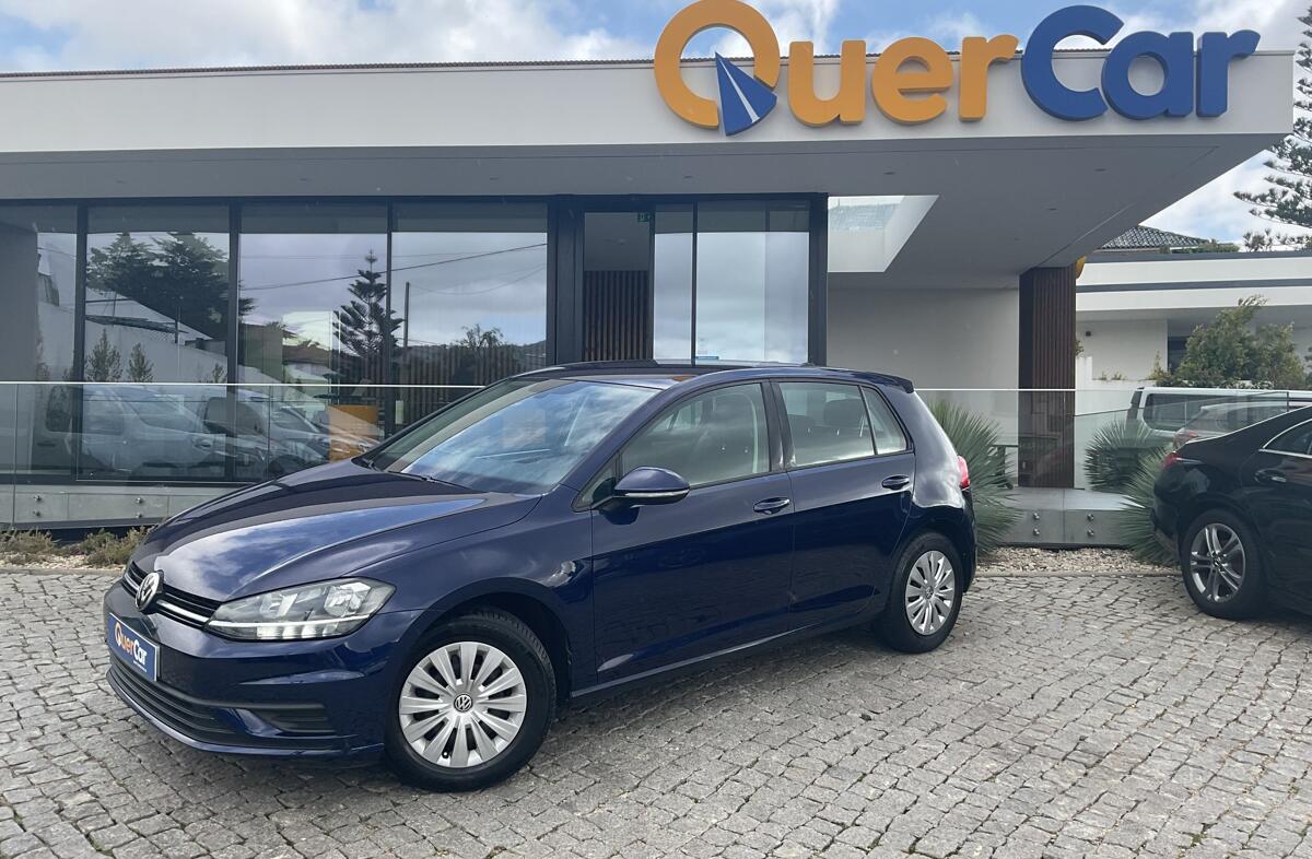 VOLKSWAGEN Golf 1.0 TSI Trendline Pack