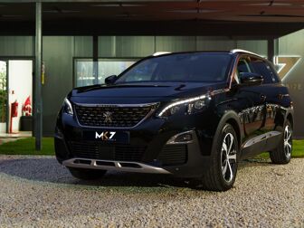 PEUGEOT 5008 1.2 PureTech Allure