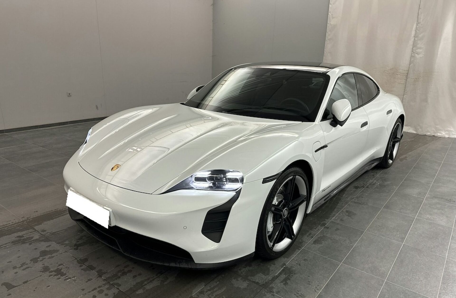 PORSCHE Taycan 4S