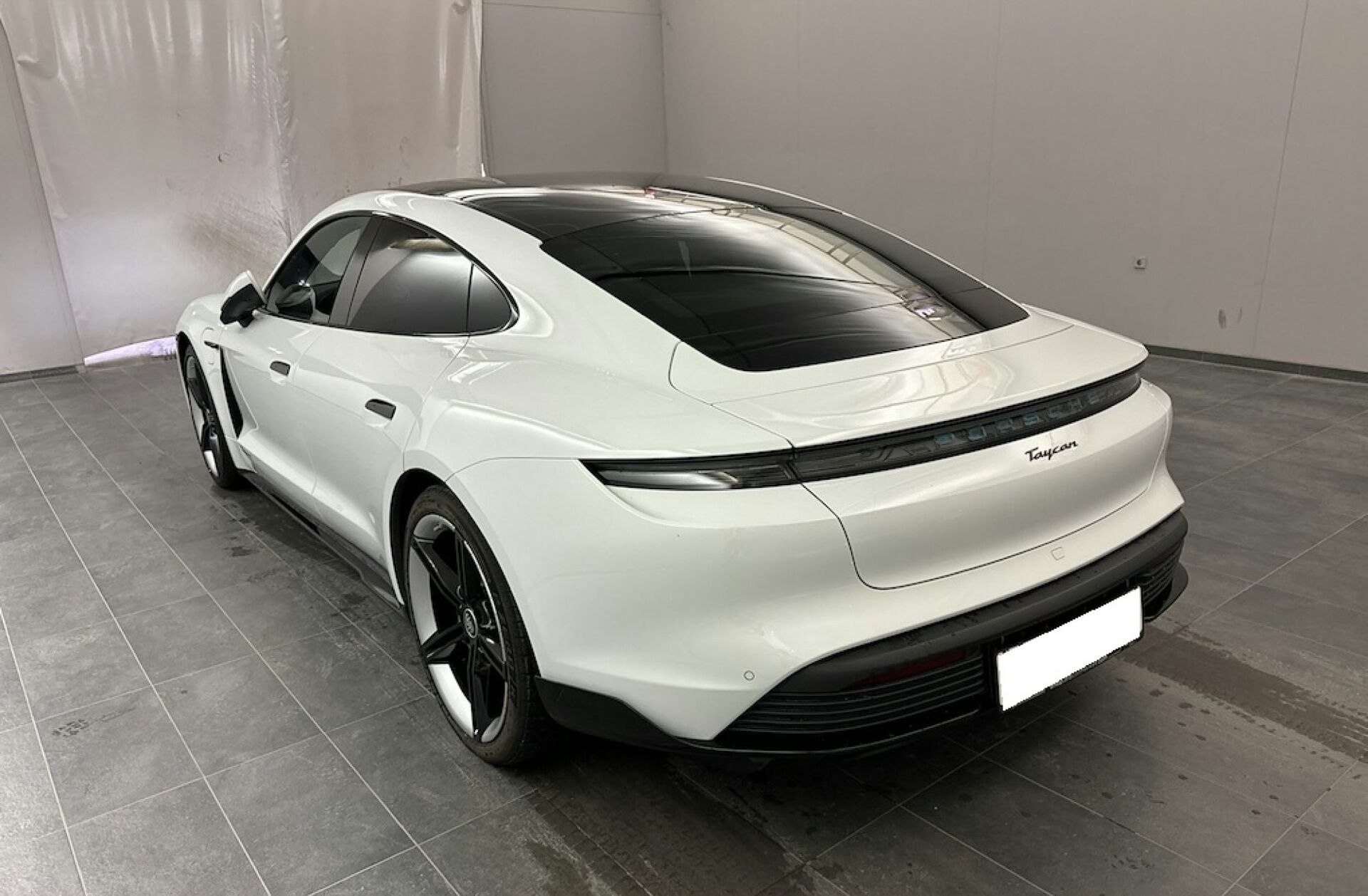 PORSCHE Taycan 4S