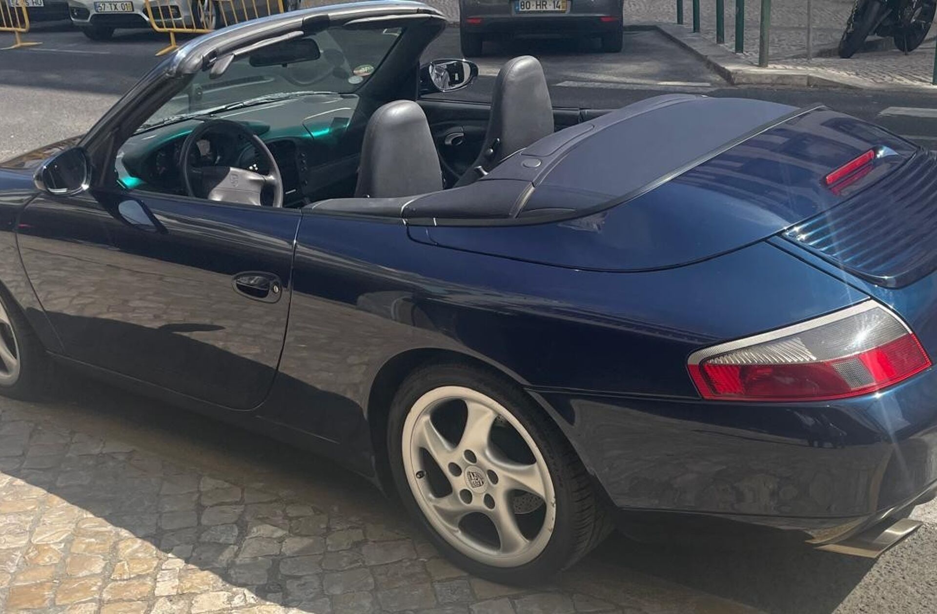 PORSCHE 911 Carrera Cabrio