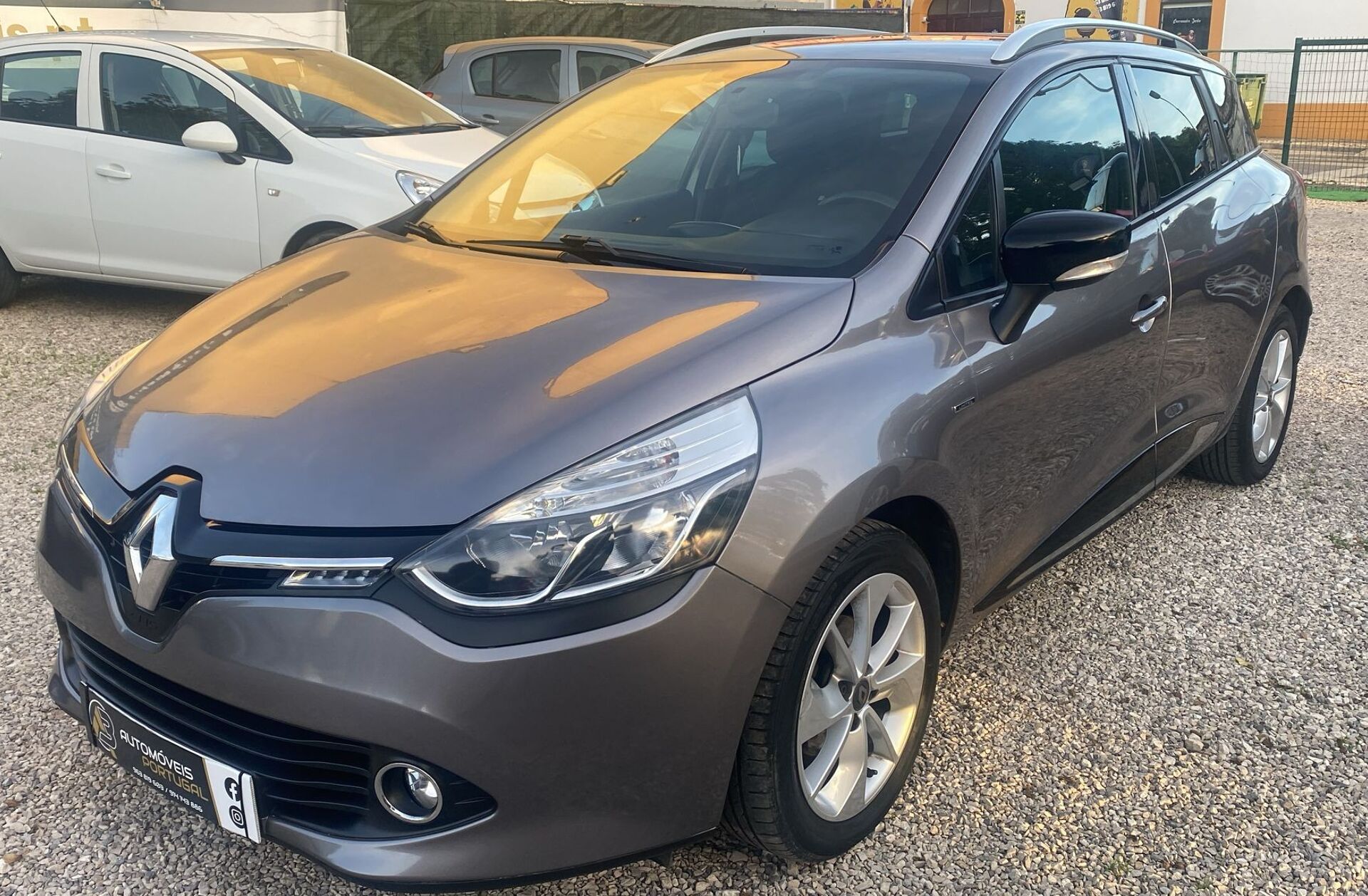 RENAULT Clio 0.9 TCE Limited