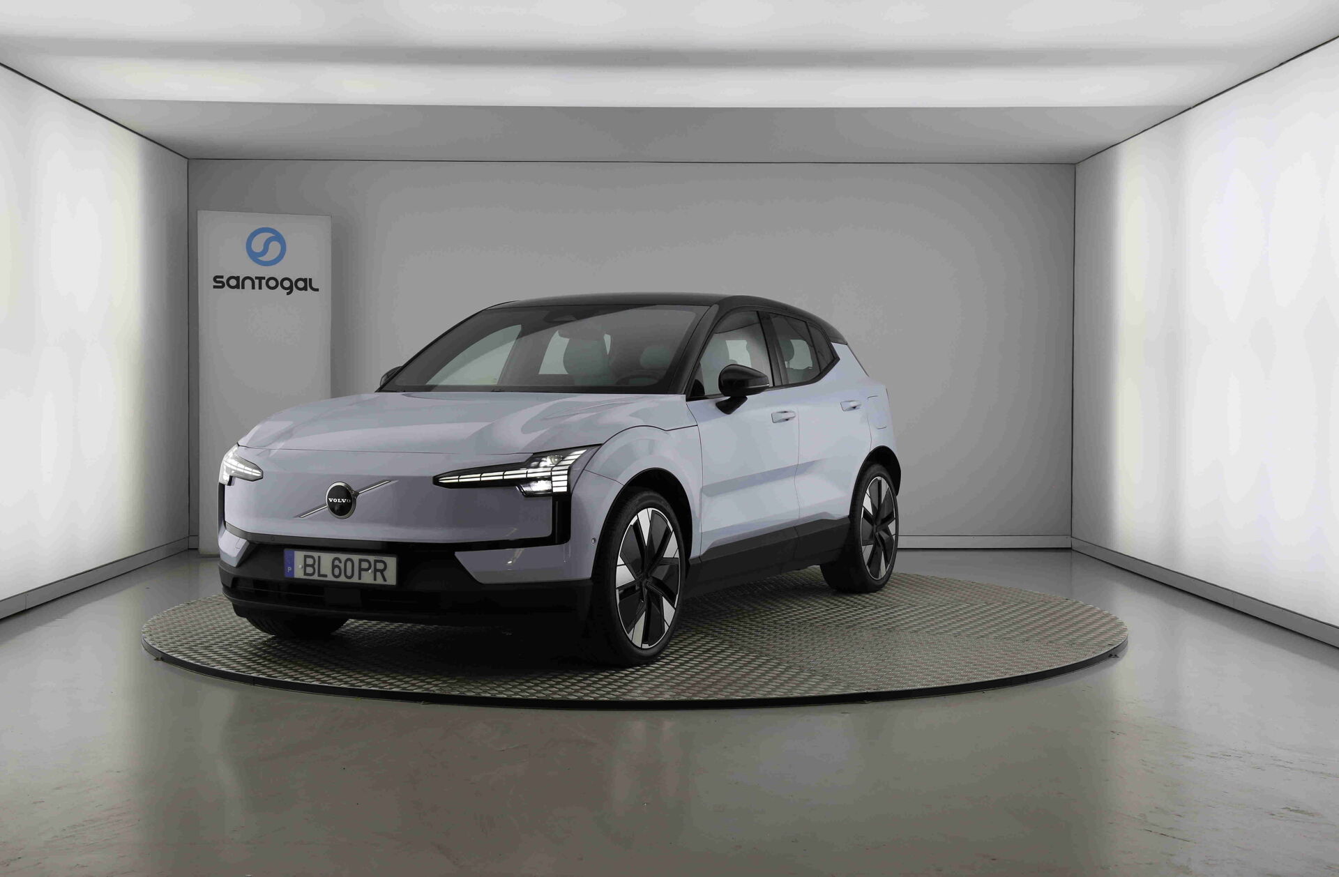 VOLVO EX30 69 kWh Twin Motor Ultra