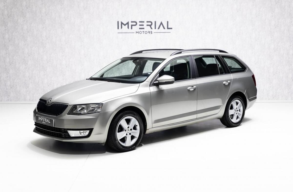 SKODA Octavia 1.6 TDi Ambition DSG