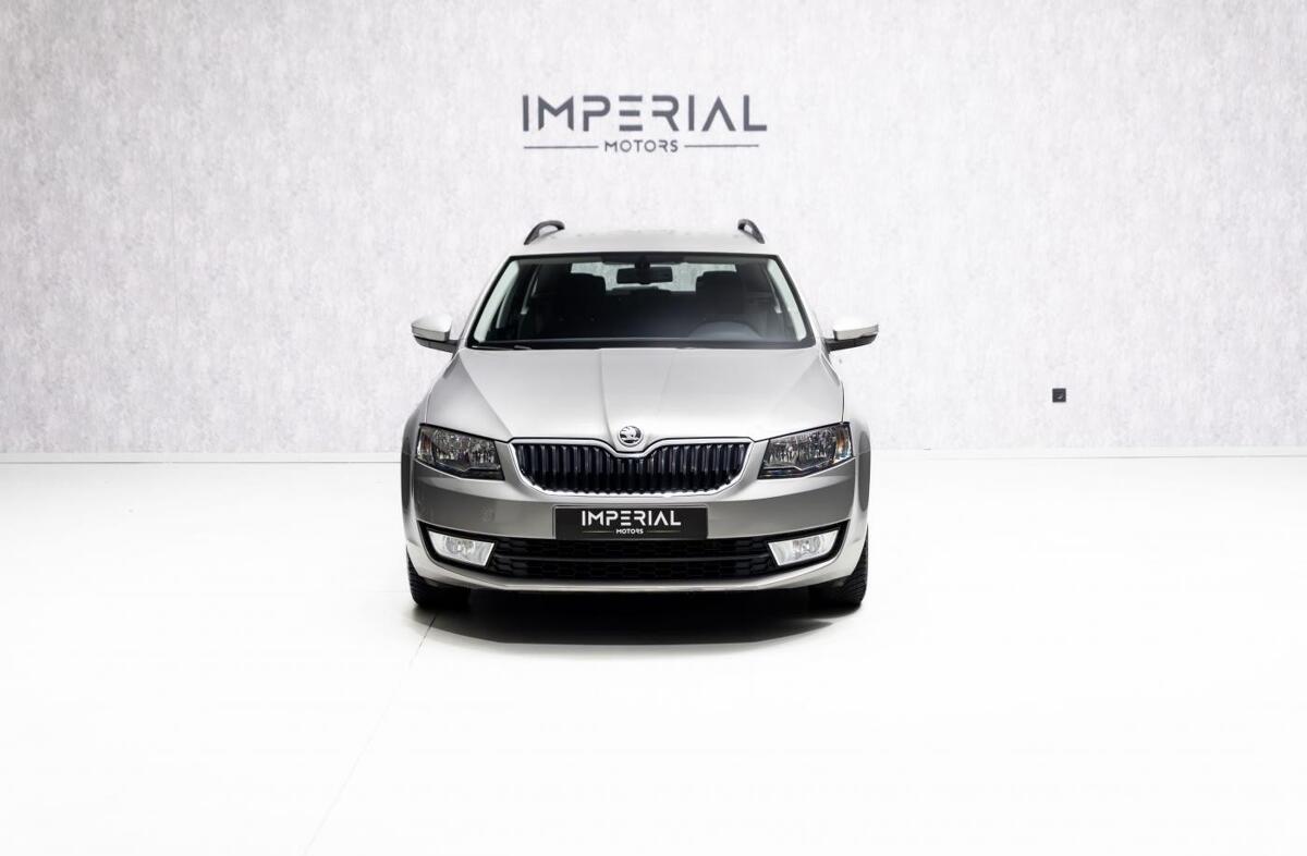 SKODA Octavia 1.6 TDi Ambition DSG