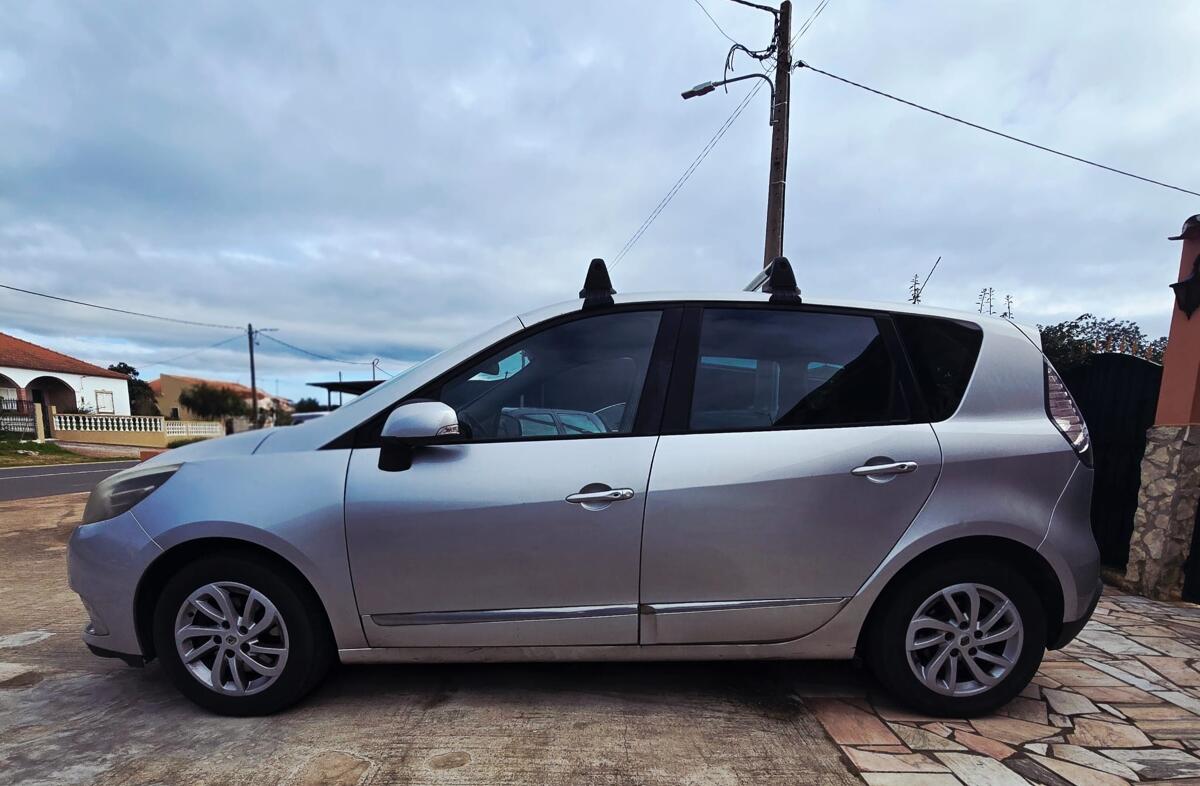 RENAULT Scénic 1.2 TCE Sport SS