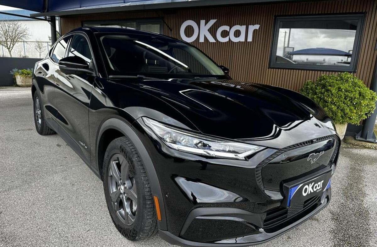 FORD Mustang Mach-E Premium