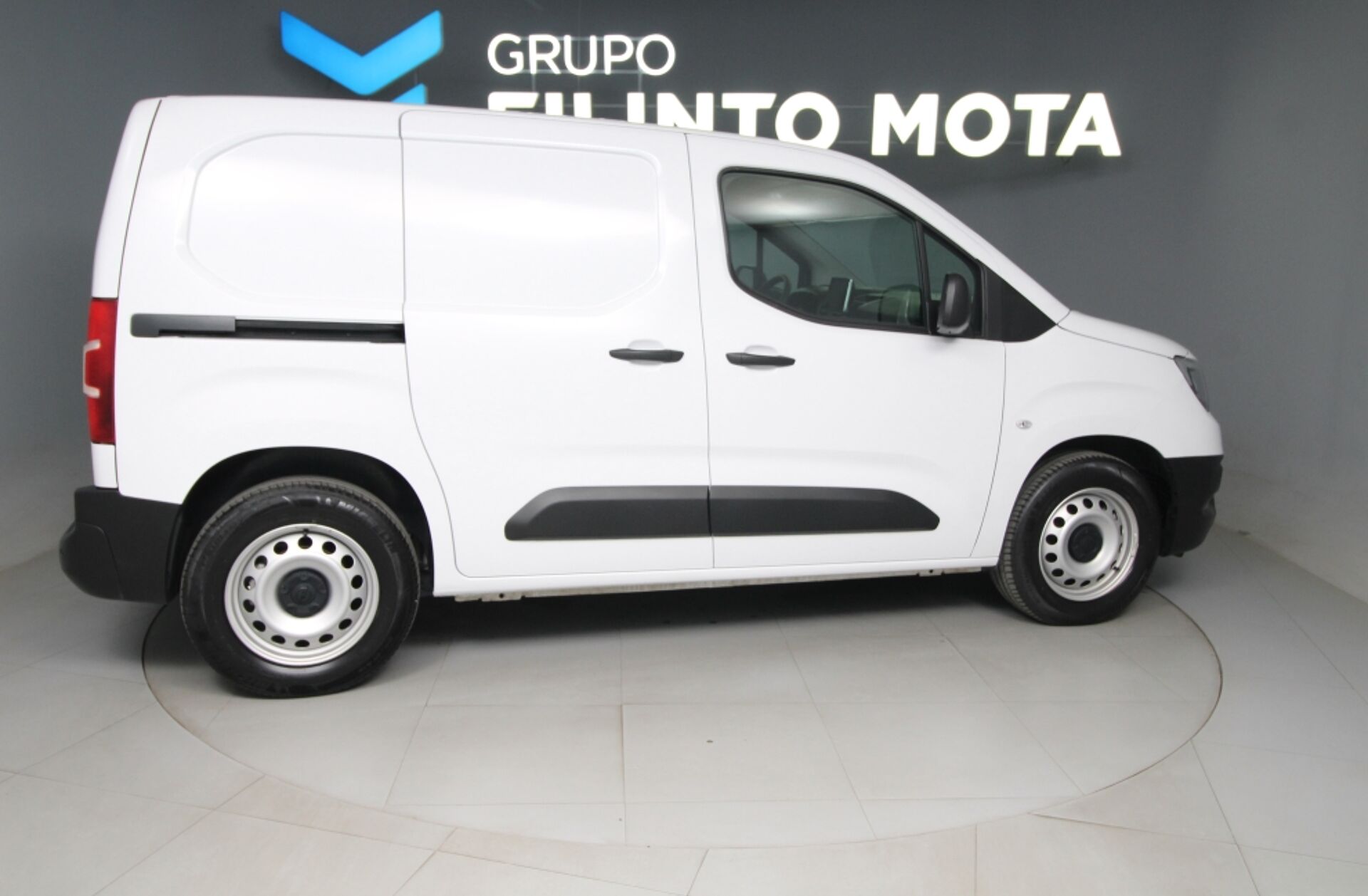 OPEL Combo Cargo 50 kWh