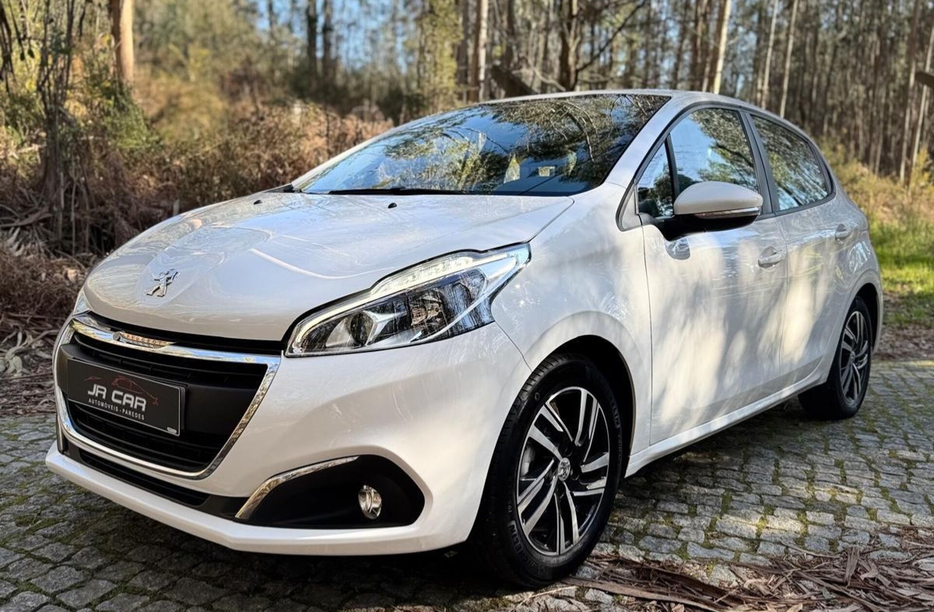 PEUGEOT 208 1.5 BlueHDi Active