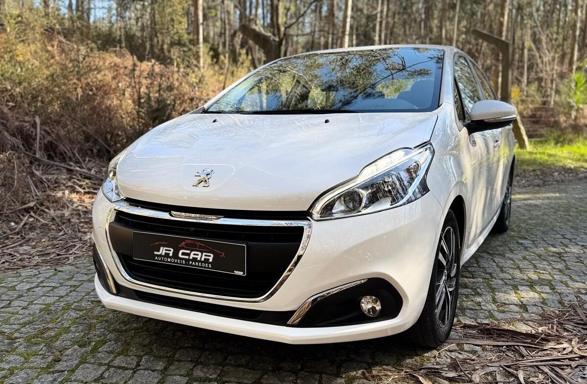 PEUGEOT 208 1.5 BlueHDi Active