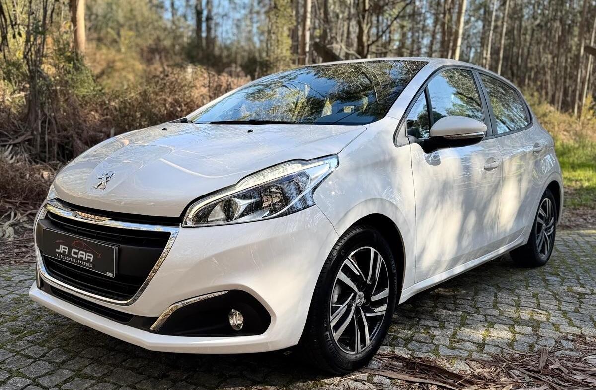PEUGEOT 208 1.5 BlueHDi Active