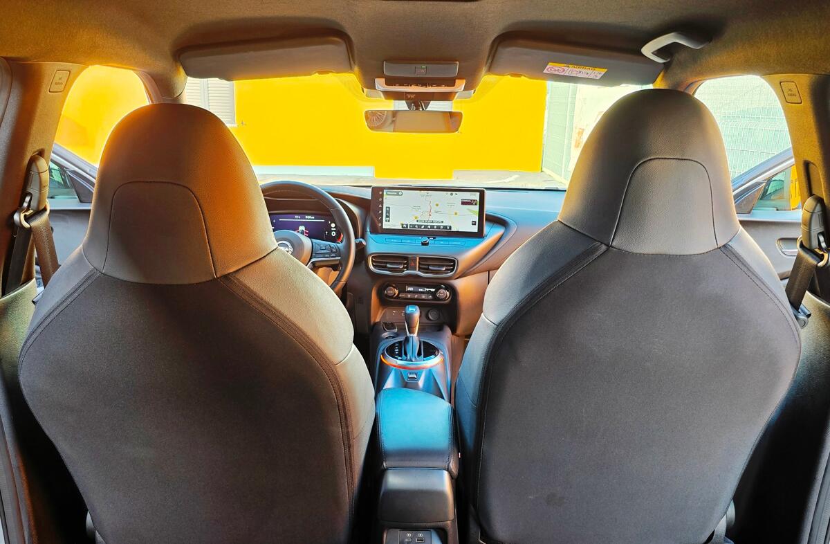 NISSAN Juke 1.0 DIG-T N-Connecta DCT