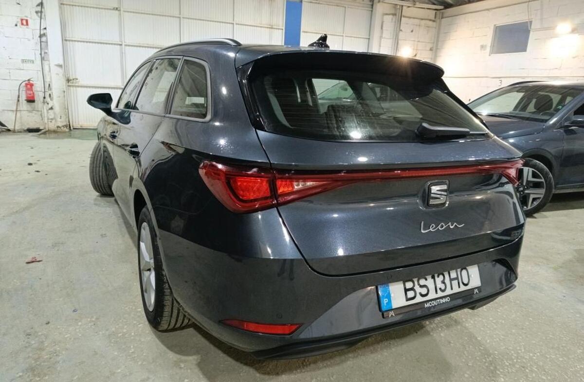 SEAT Leon ST 2.0 TDI Style Edição Fiscal