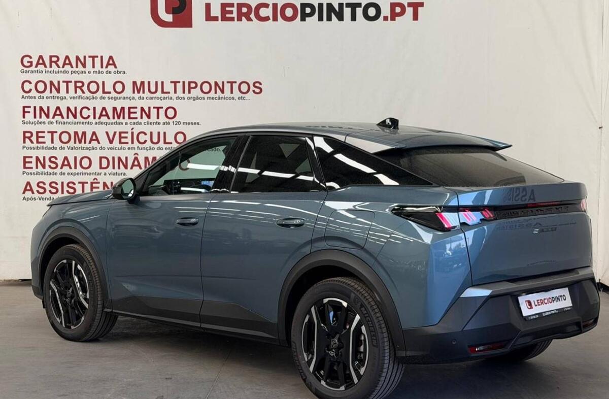 PEUGEOT 3008 e- 73 kWh Allure