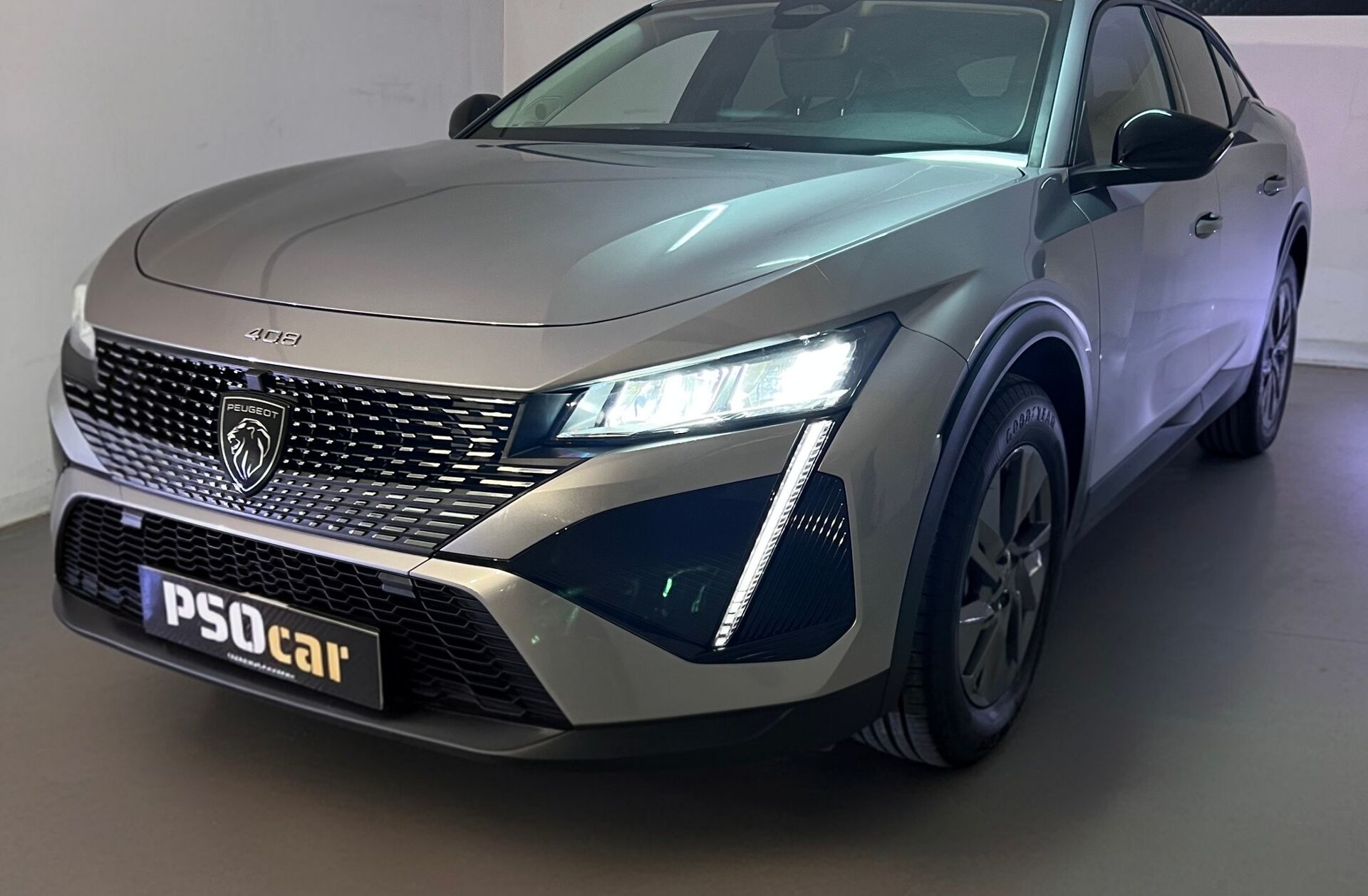 PEUGEOT 408 1.2 PureTech Allure EAT8