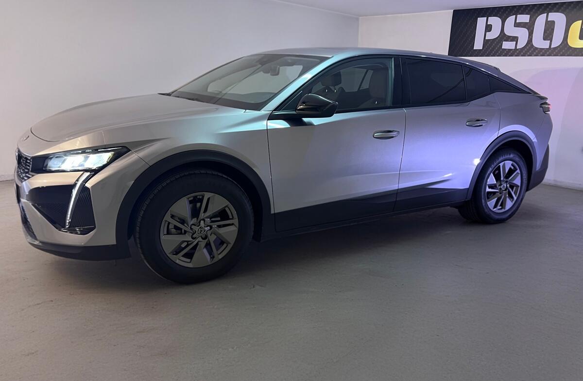 PEUGEOT 408 1.2 PureTech Allure EAT8