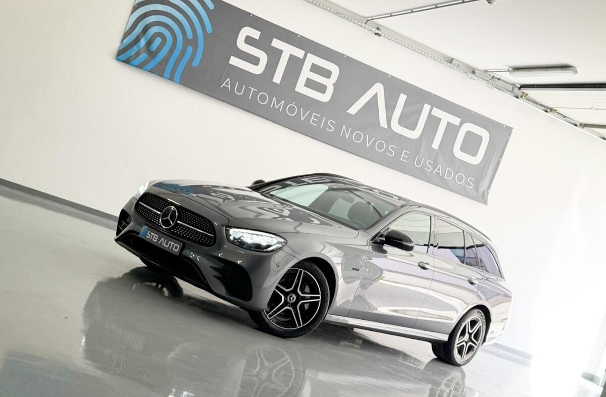 MERCEDES Classe E E 300 de AMG Line
