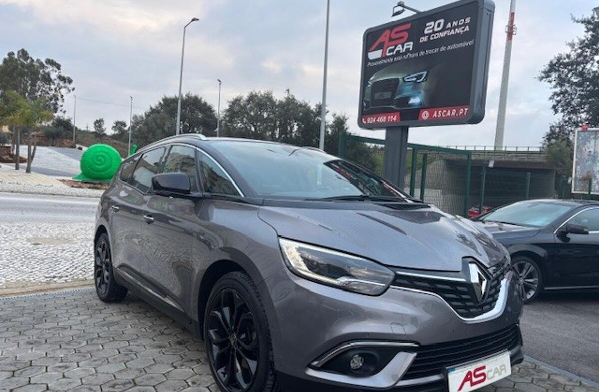 RENAULT Scénic G. 1.7 Blue dCi Bose Edition