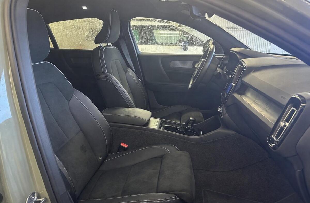 VOLVO C40 Recharge Twin Plus