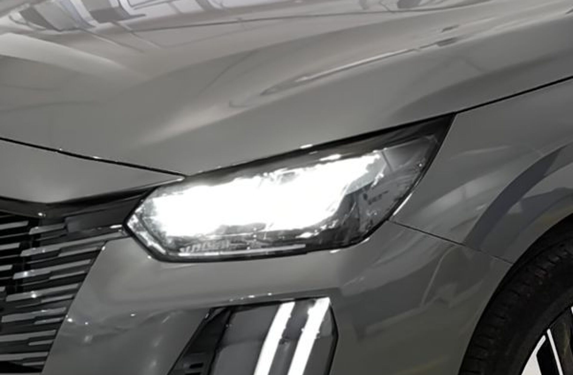 PEUGEOT 208 e- 51 kWh GT