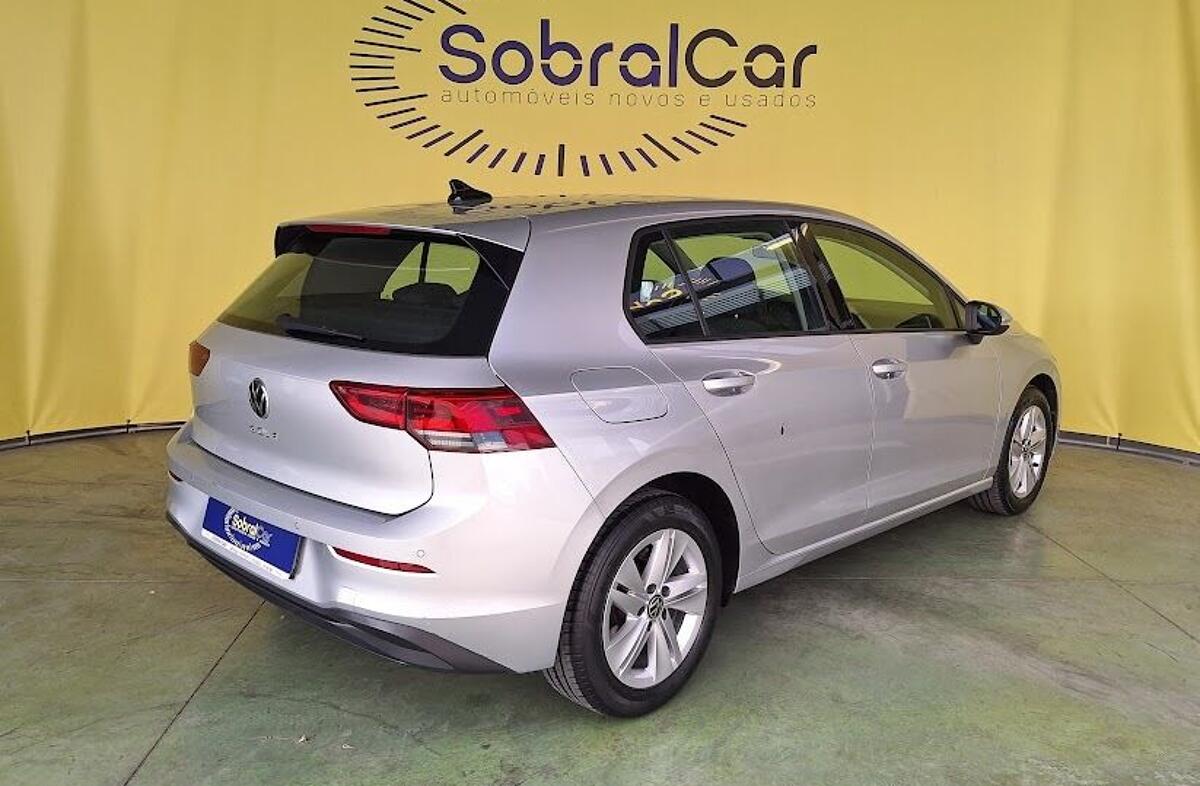 VOLKSWAGEN Golf 1.0 TSI Life