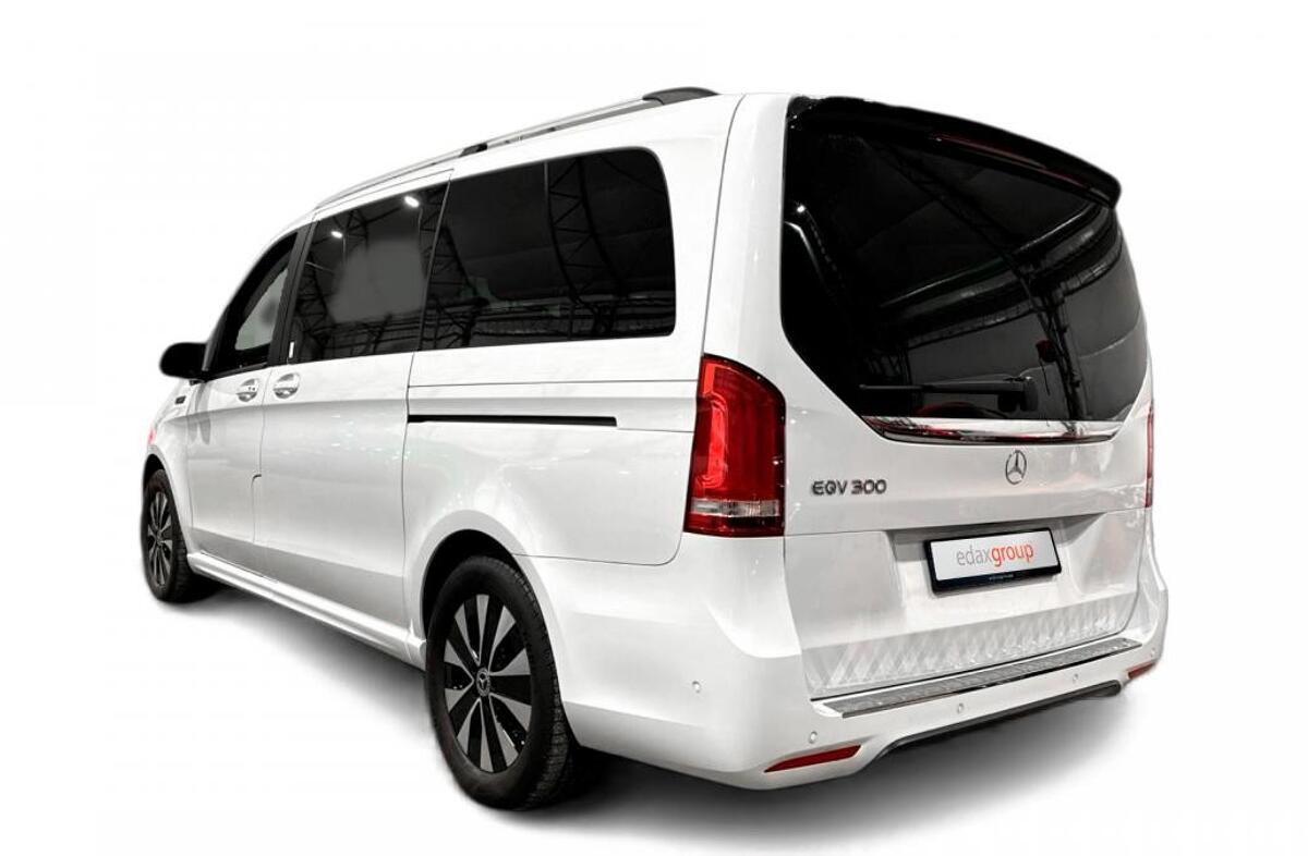 MERCEDES EQV 300