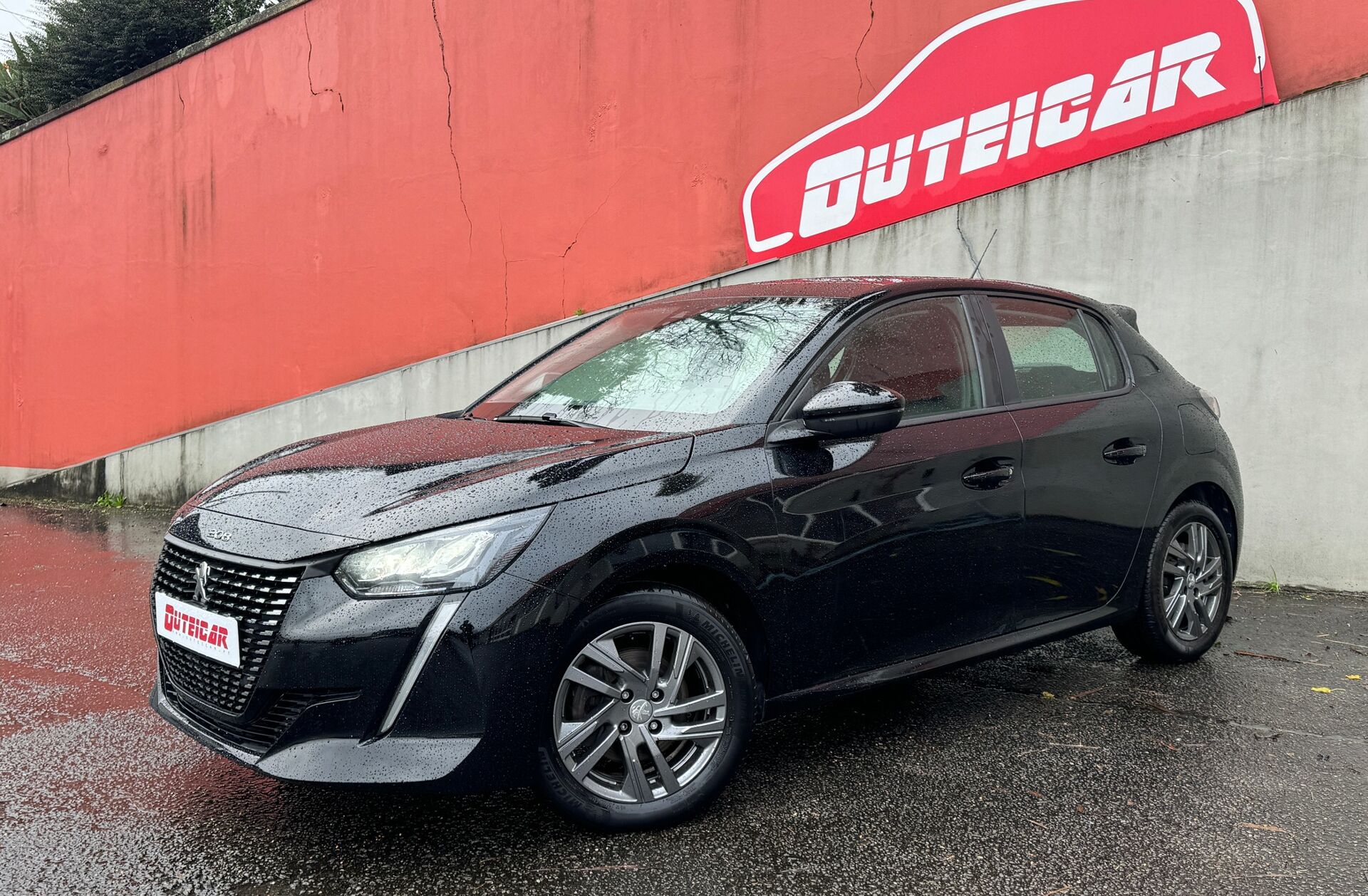 PEUGEOT 208 1.2 PureTech GT EAT8