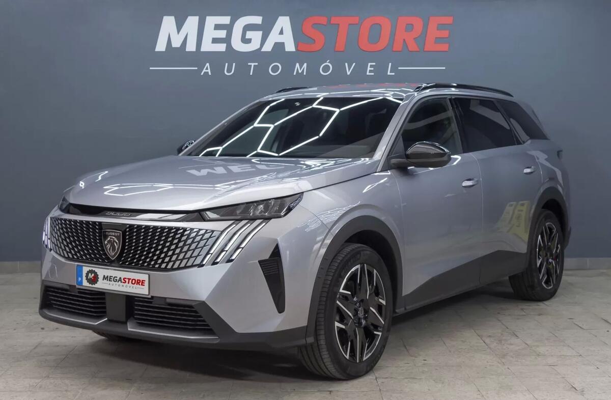 PEUGEOT 5008 1.2 Hybrid Allure e-DCS6