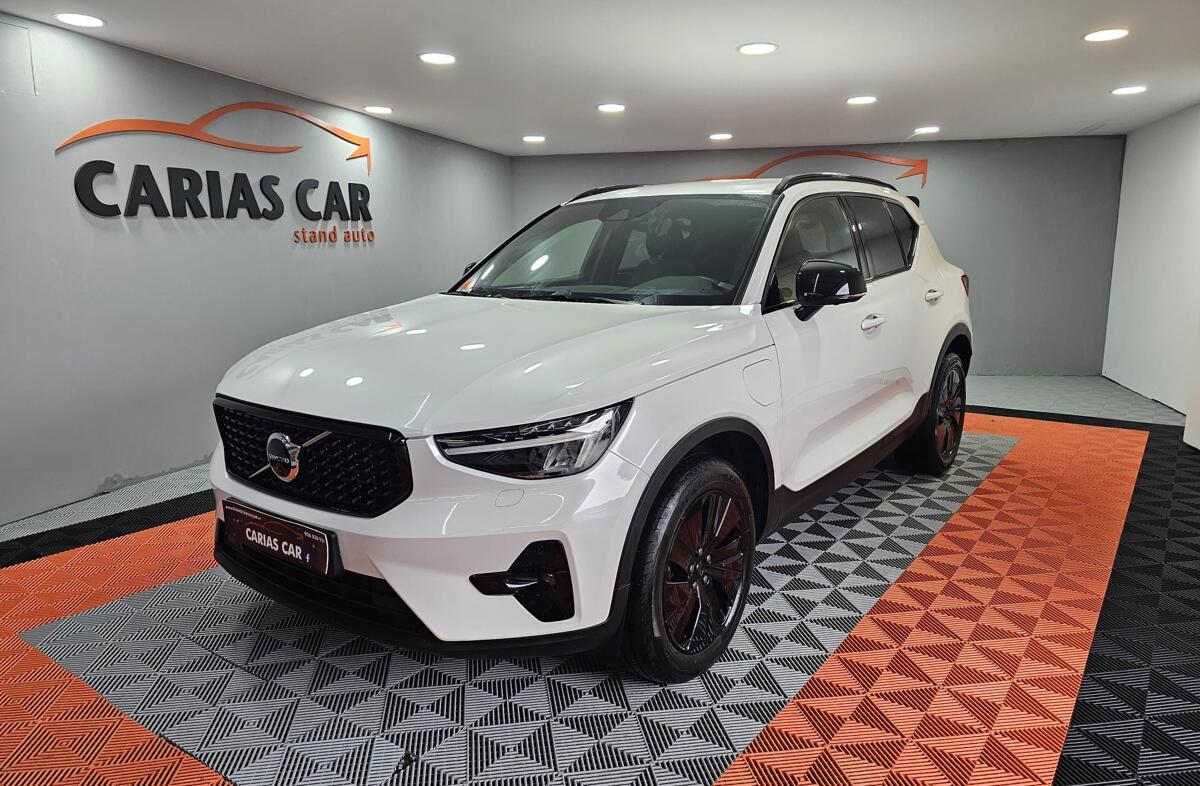 VOLVO XC40 1.5 T4 PHEV Inscription Expression