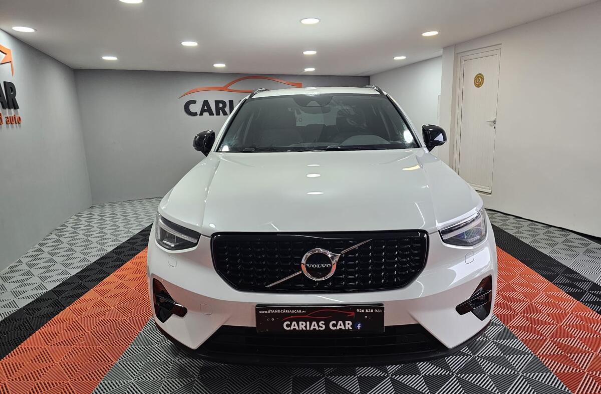 VOLVO XC40 1.5 T4 PHEV Inscription Expression