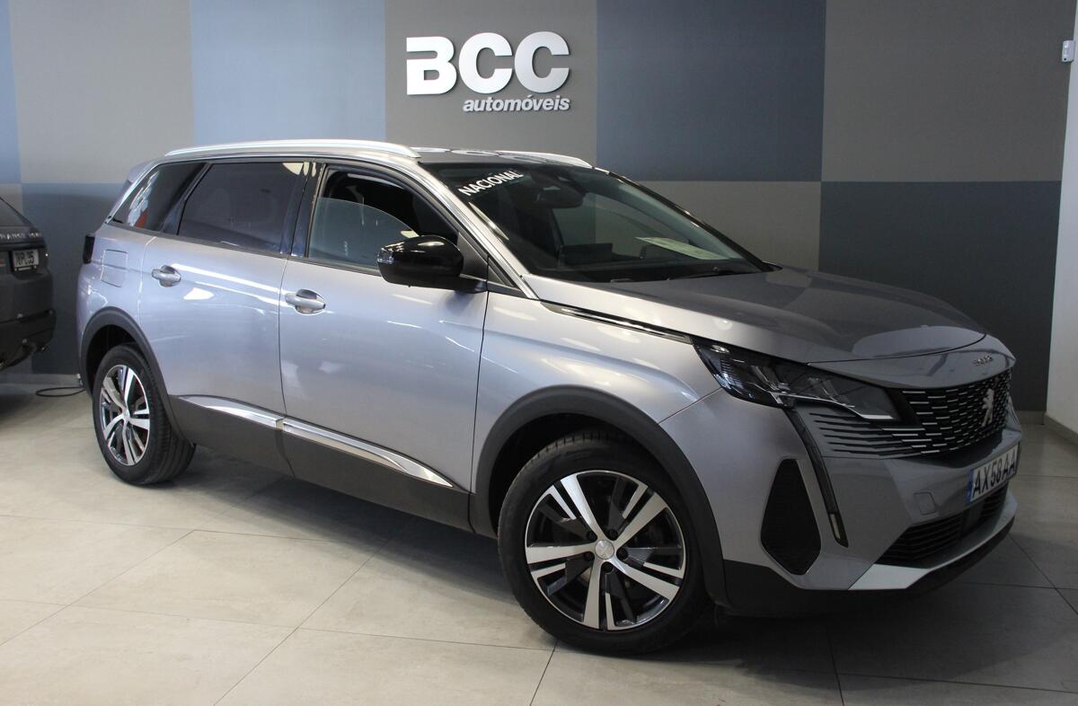 PEUGEOT 5008 1.2 PureTech Allure Pack EAT8