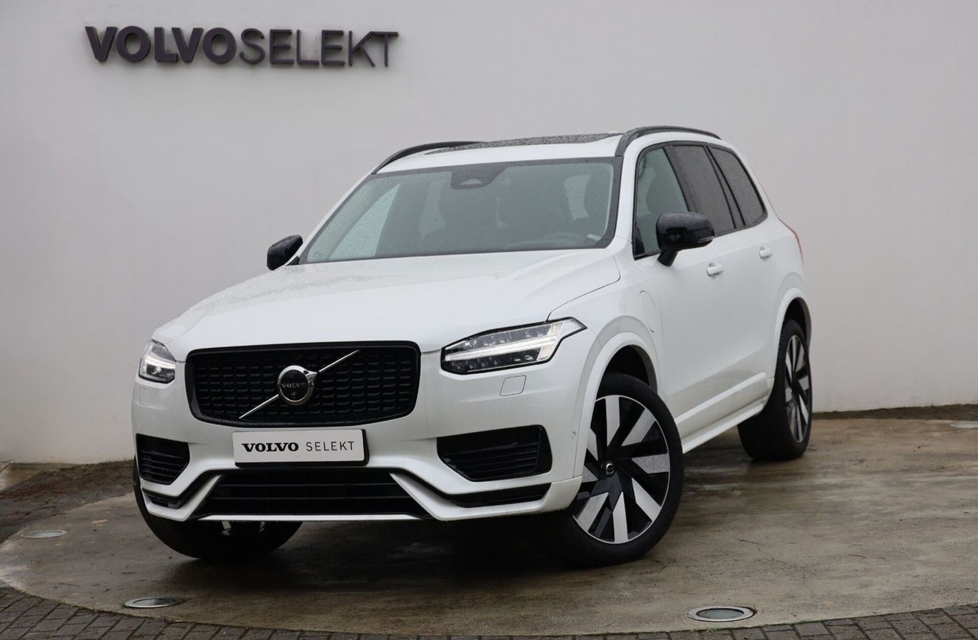 VOLVO XC90 2.0 T8 PHEV Ultra Dark AWD