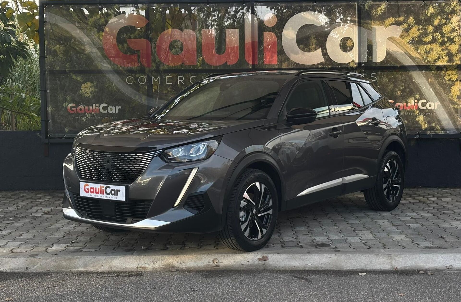 PEUGEOT 2008 1.2 PureTech Allure EAT8