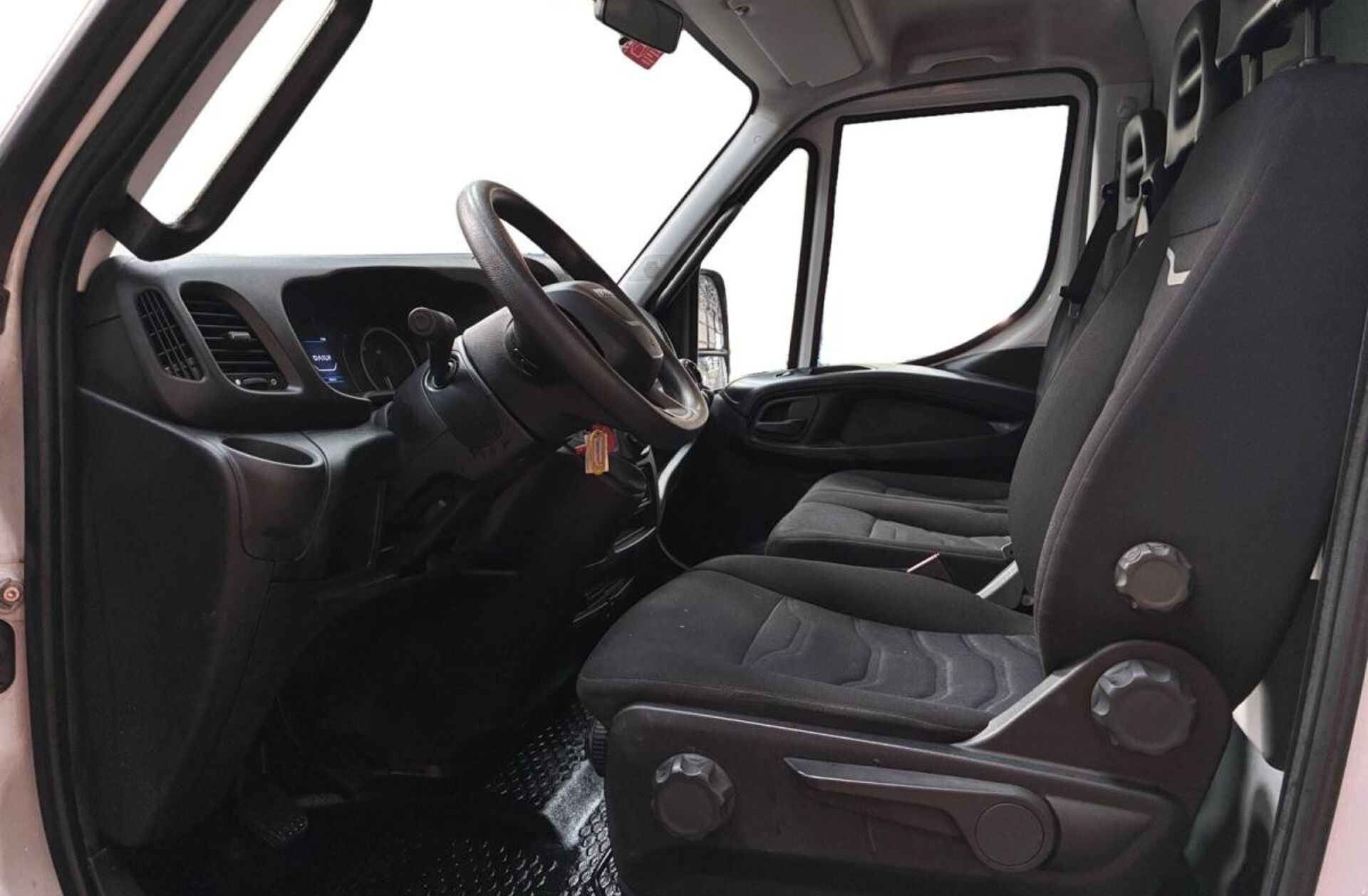 IVECO Daily 2.3 35C14 4100