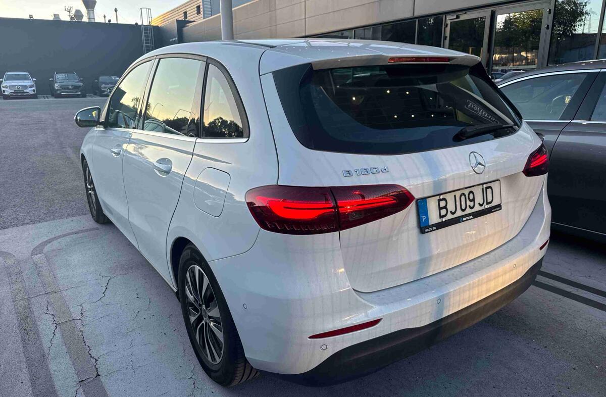 MERCEDES Classe B B 180 d