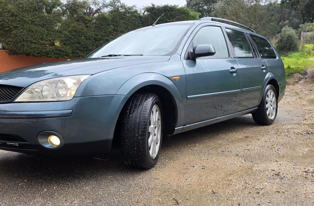 FORD Mondeo SW 2.0 TDCi Ghia Exec.