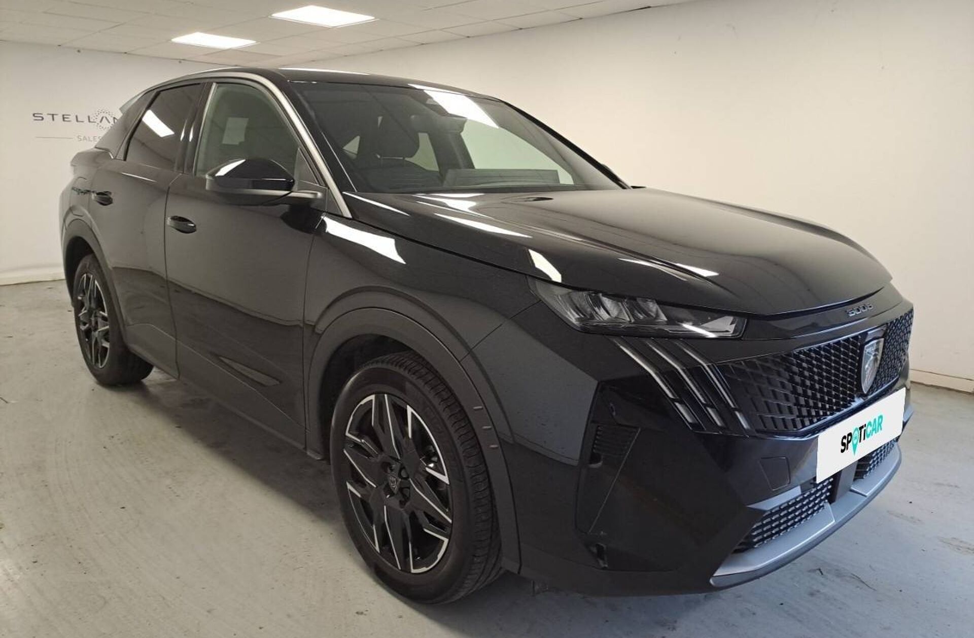 PEUGEOT 3008 1.2 Hybrid Allure e-DCS6