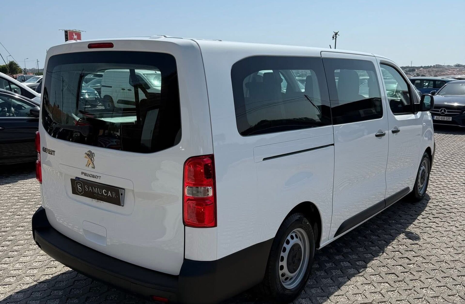 PEUGEOT Expert 1.5 BlueHDi L3H1 Pro Long