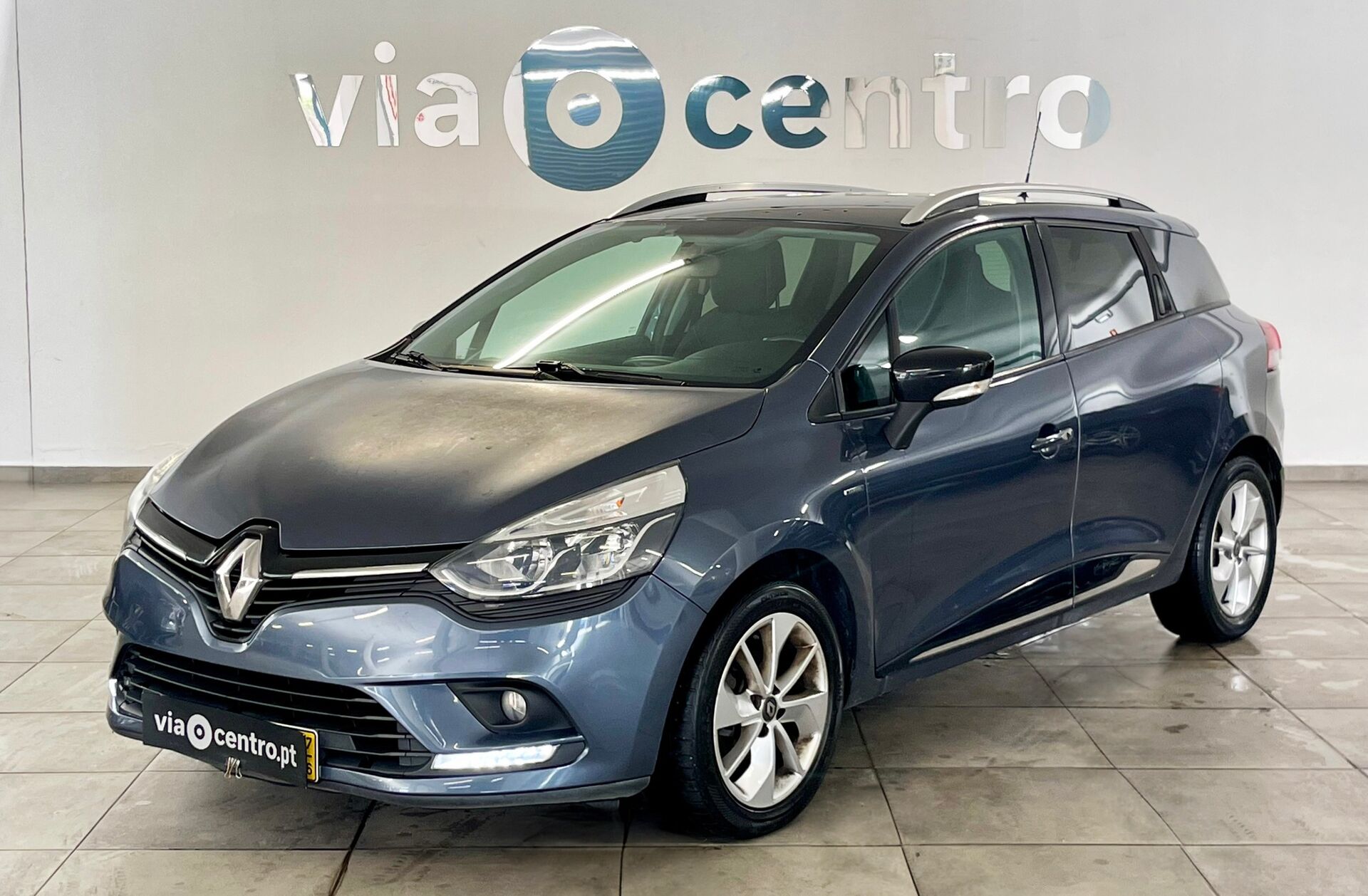 RENAULT Clio 0.9 TCe Limited Edition