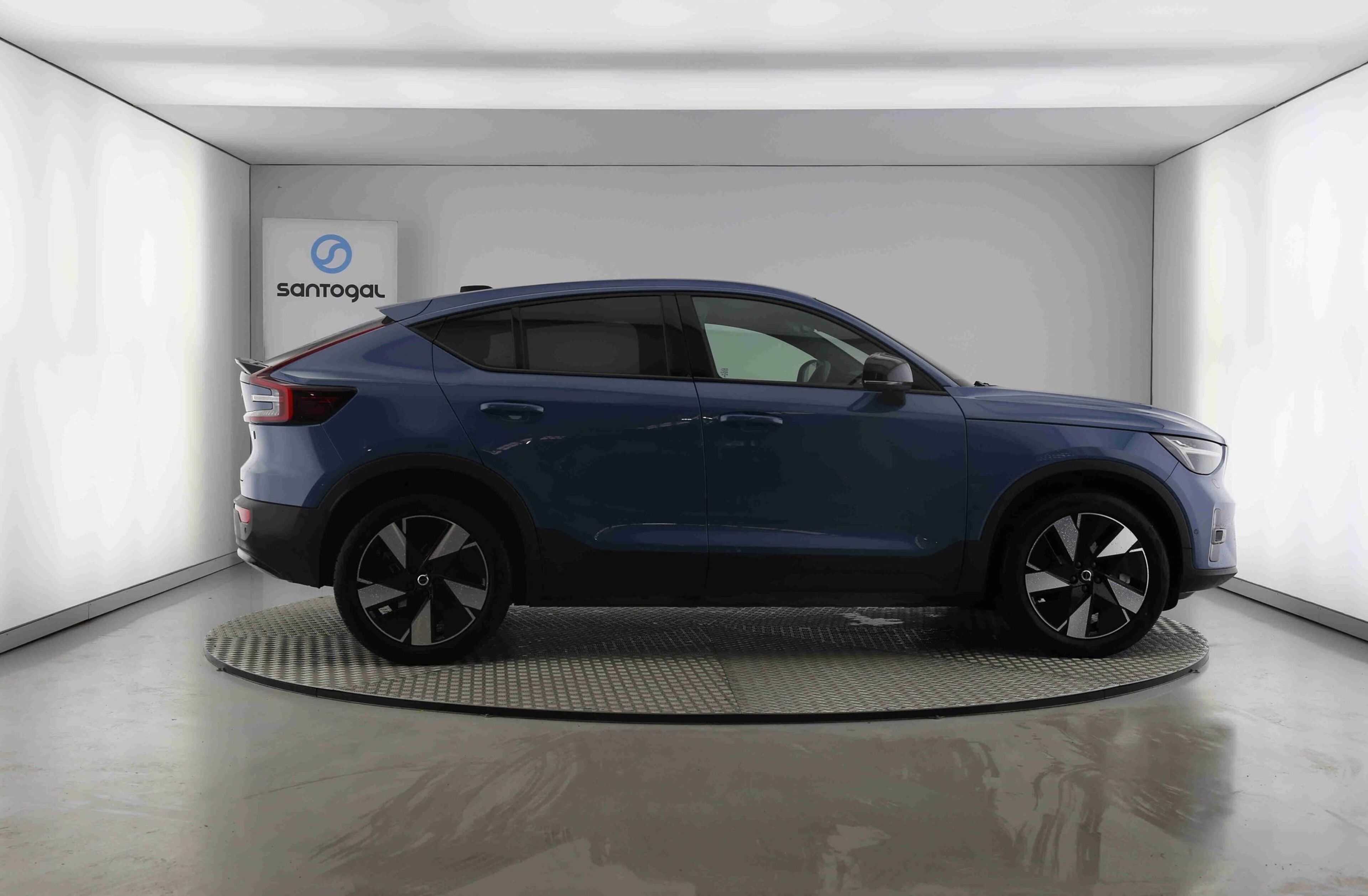 VOLVO C40 Recharge Extended Range Ultimate