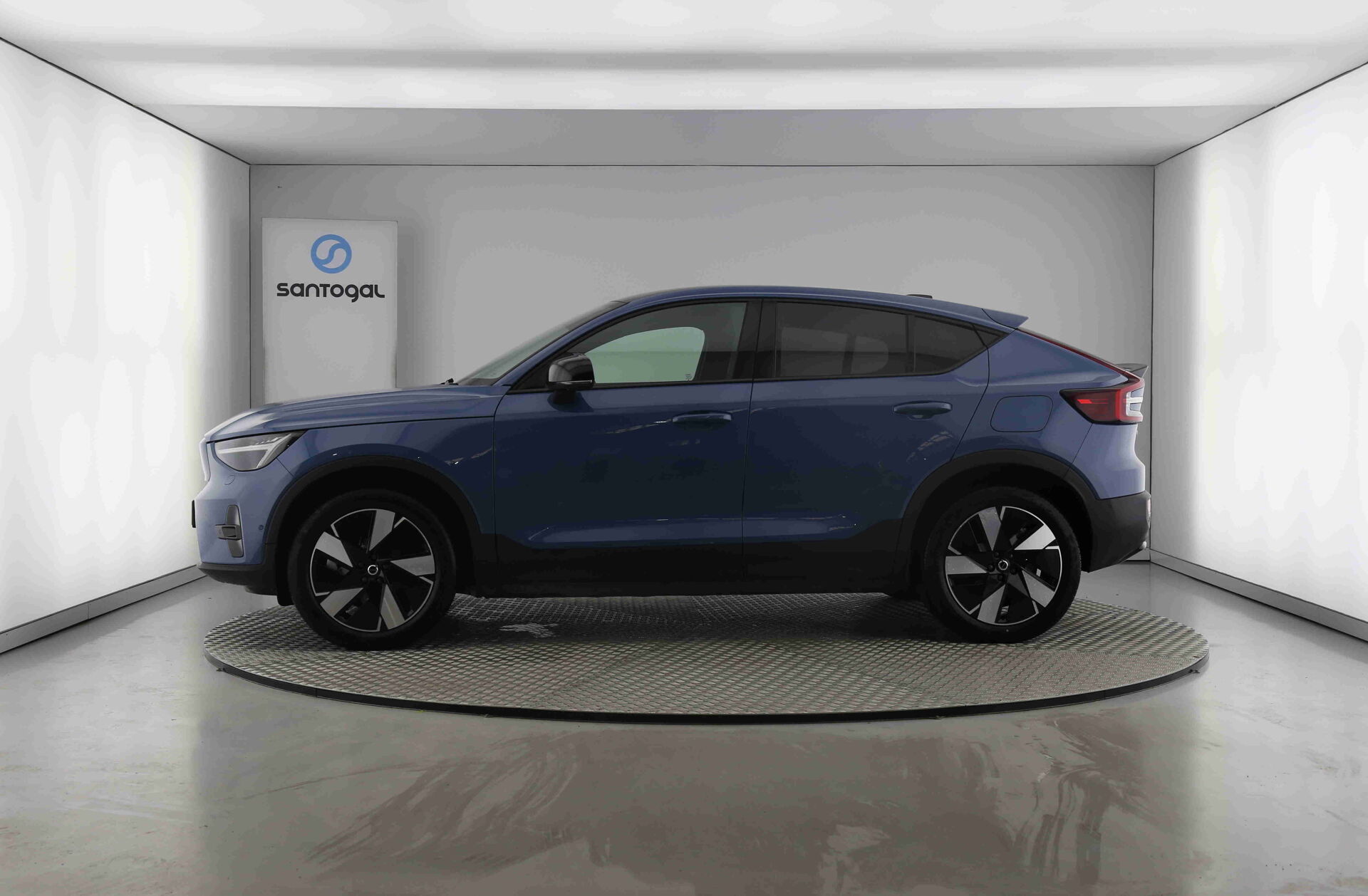 VOLVO C40 Recharge Extended Range Ultimate