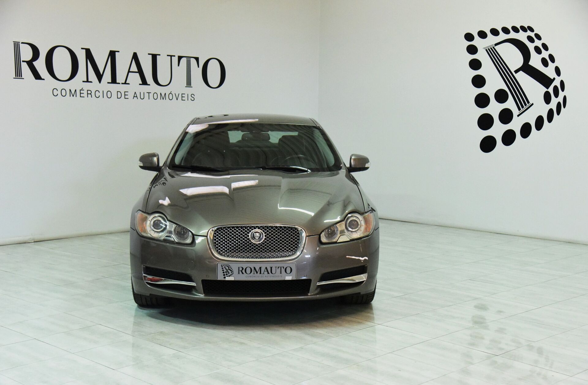 JAGUAR XF 2.7 D V6 Luxury
