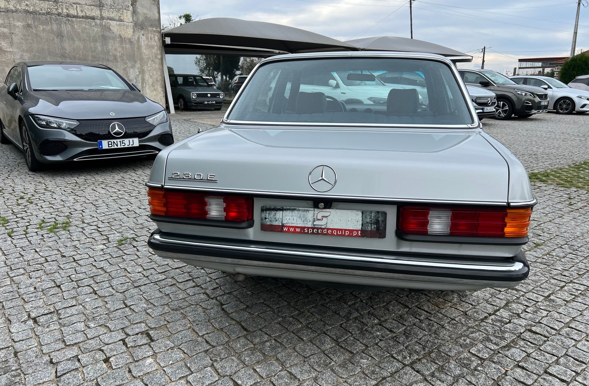 MERCEDES 200-500 E 230 E