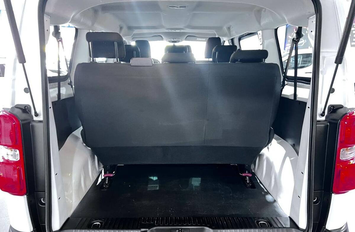 PEUGEOT Expert 1.5 BlueHDi L1H1 Premium Compact