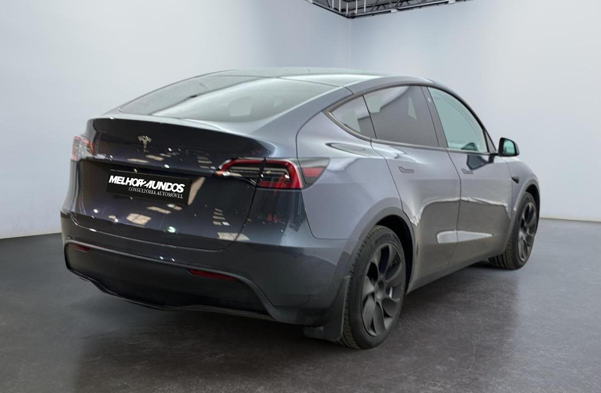 TESLA Model Y Tração Traseira