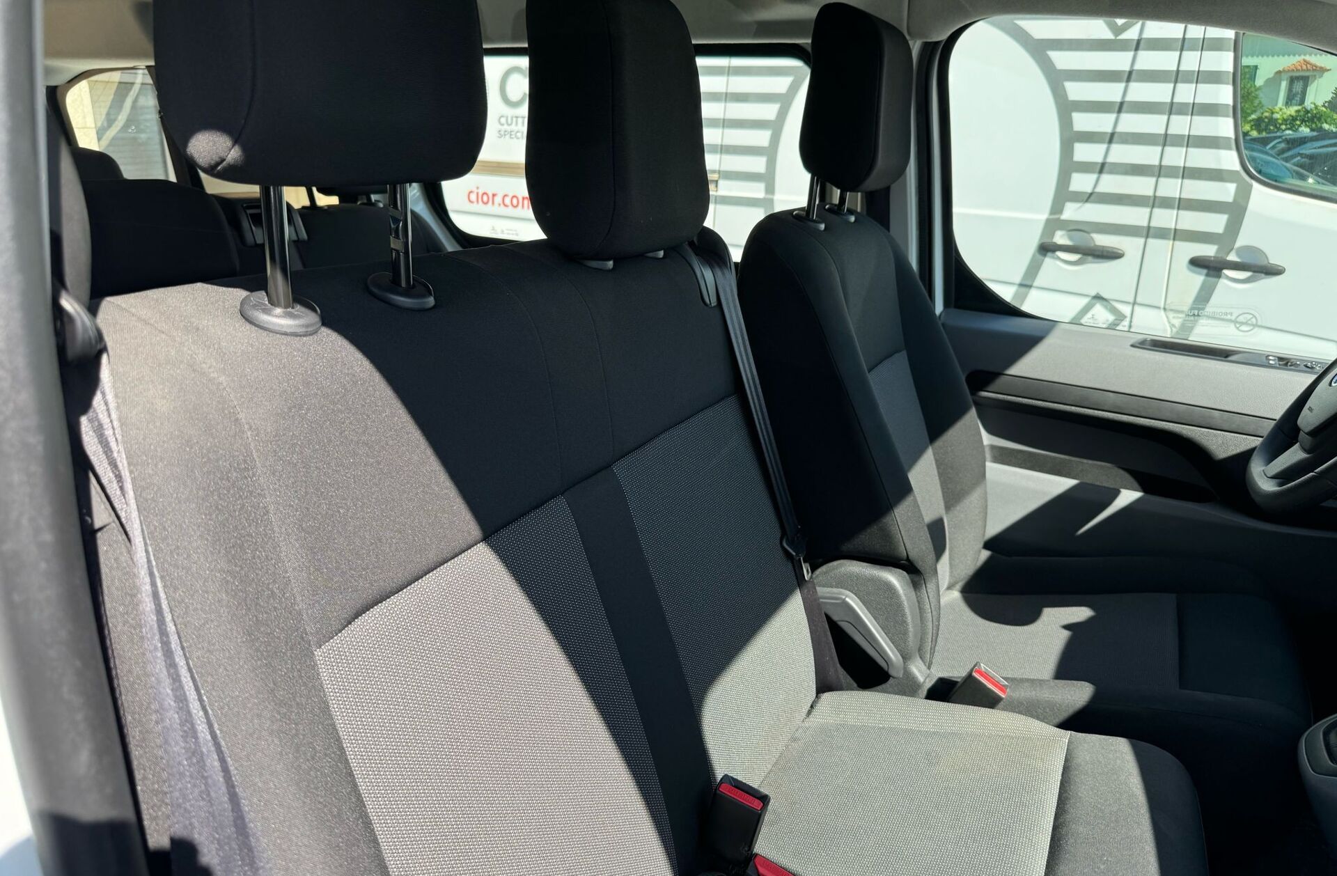 OPEL Vivaro 1.5 CDTi L3H1 Essentia