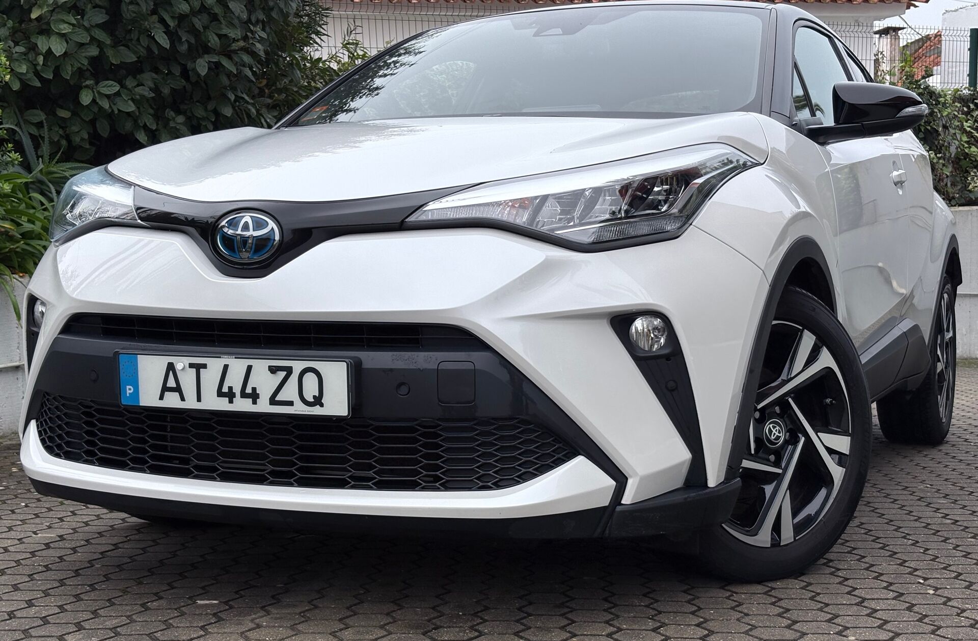 TOYOTA C-HR 1.8 Hybrid Square Collection